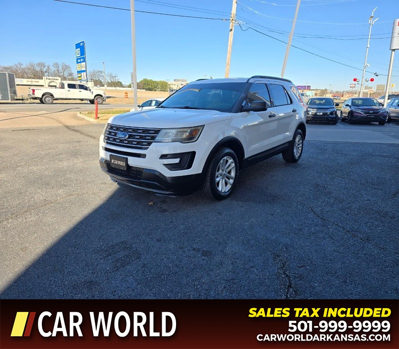 Ford Explorer Vehicle Full-screen Gallery Image 3