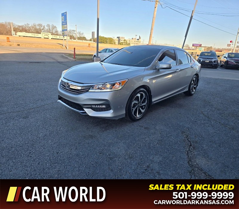 Honda Accord Sedan Vehicle Full-screen Gallery Image 3