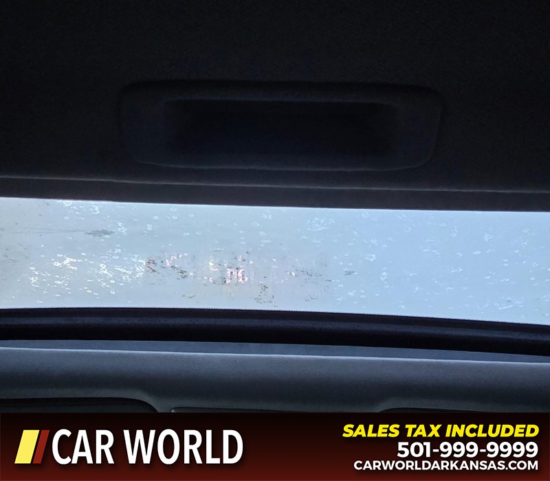 Honda Accord Sedan Vehicle Full-screen Gallery Image 19