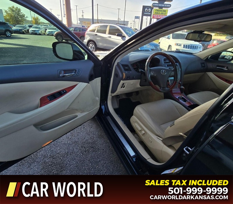 Lexus ES 350 Vehicle Full-screen Gallery Image 7