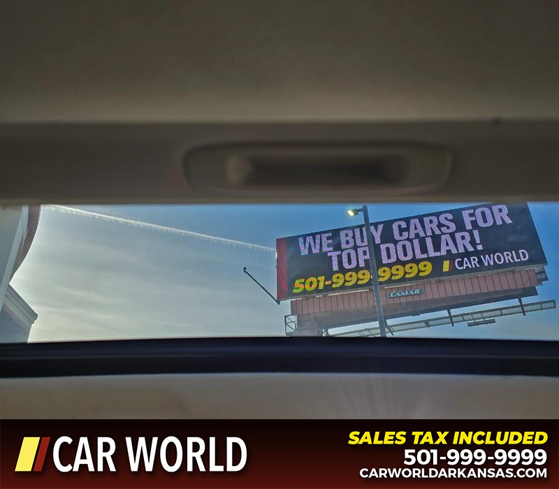 Lexus ES 350 Vehicle Full-screen Gallery Image 19