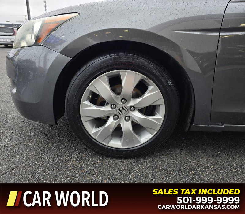 Honda Accord Sedan Vehicle Full-screen Gallery Image 6