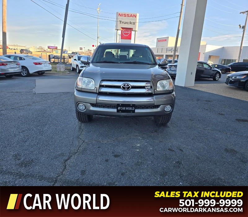 Toyota Tundra Vehicle Full-screen Gallery Image 2