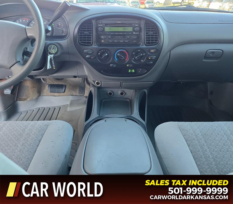 Toyota Tundra Vehicle Full-screen Gallery Image 17