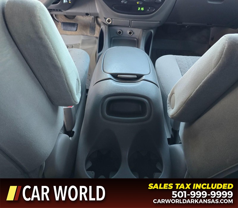 Toyota Tundra Vehicle Full-screen Gallery Image 18