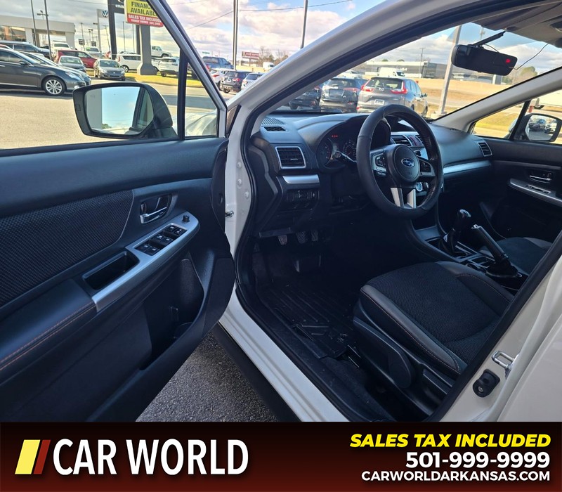 Subaru Crosstrek Vehicle Full-screen Gallery Image 7