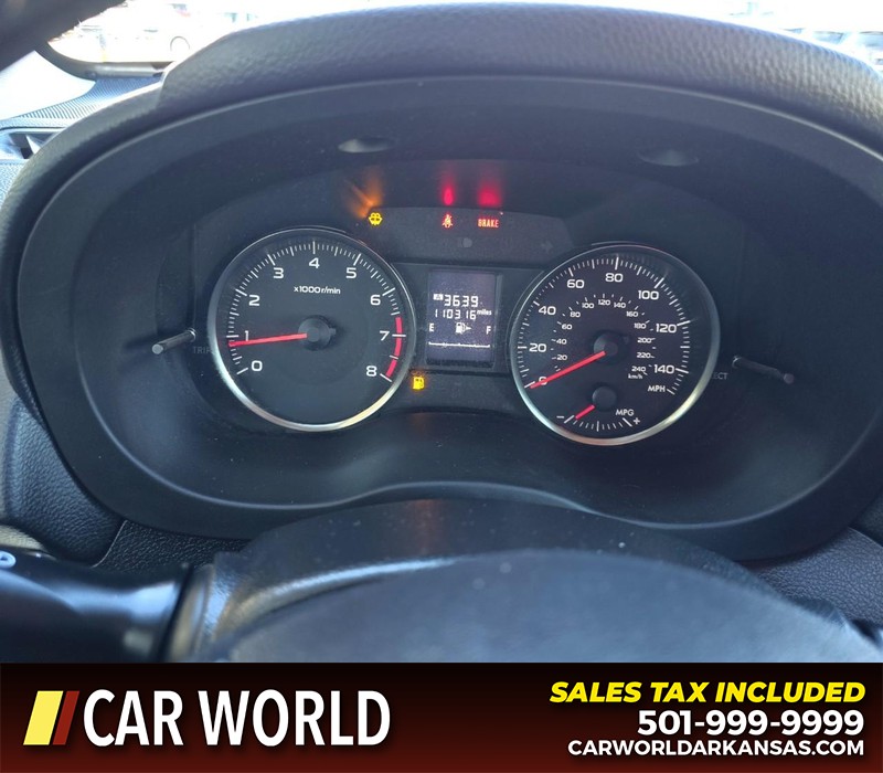 Subaru Crosstrek Vehicle Full-screen Gallery Image 17