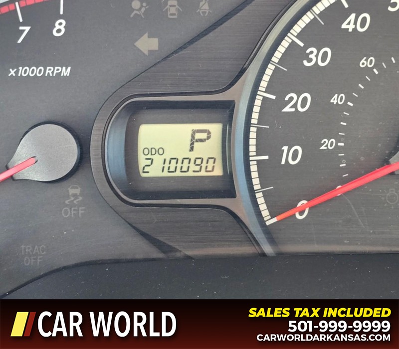 Toyota Sienna Vehicle Full-screen Gallery Image 21