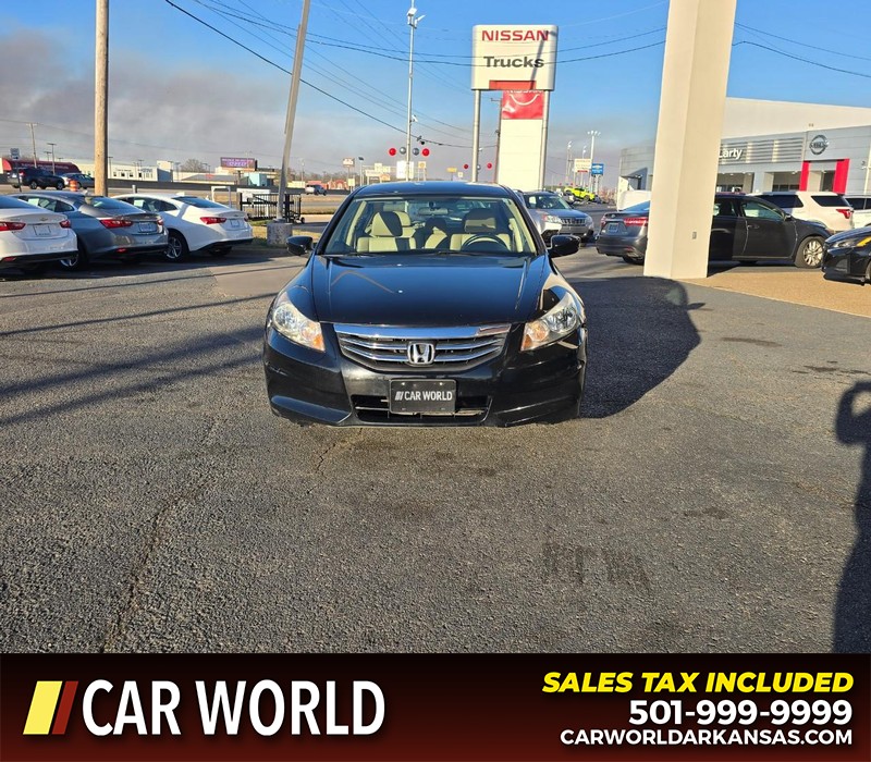 Honda Accord Sedan Vehicle Full-screen Gallery Image 2