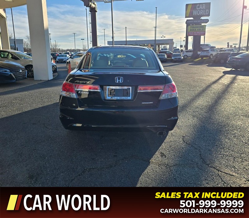 Honda Accord Sedan Vehicle Full-screen Gallery Image 5