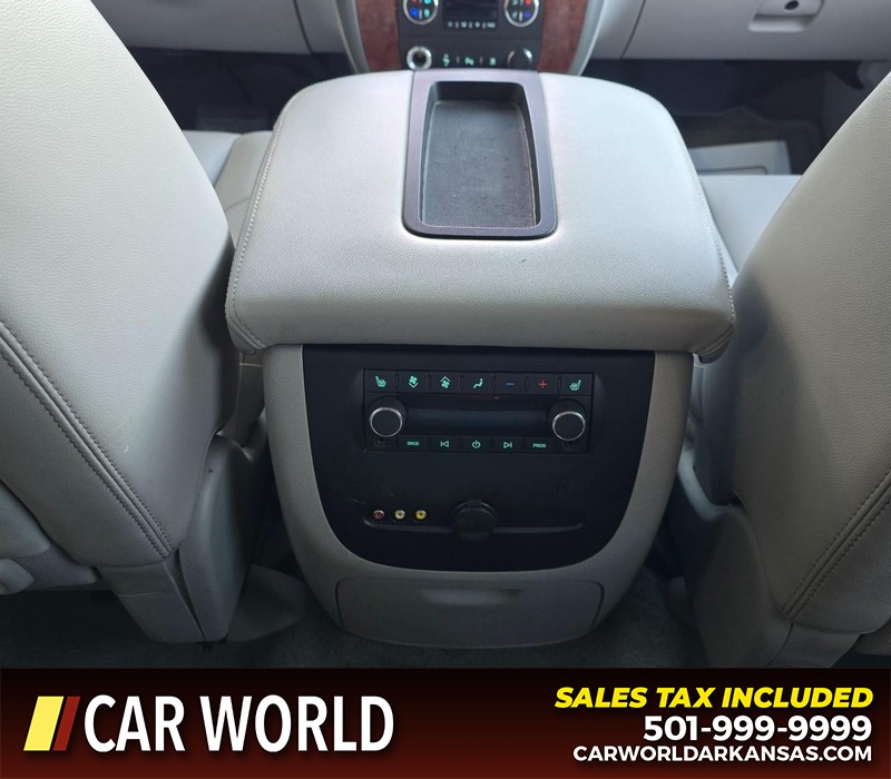 Chevrolet Tahoe Vehicle Full-screen Gallery Image 25