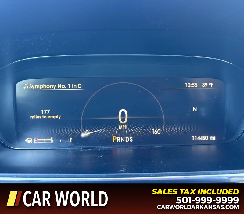 Lincoln Continental Vehicle Full-screen Gallery Image 22