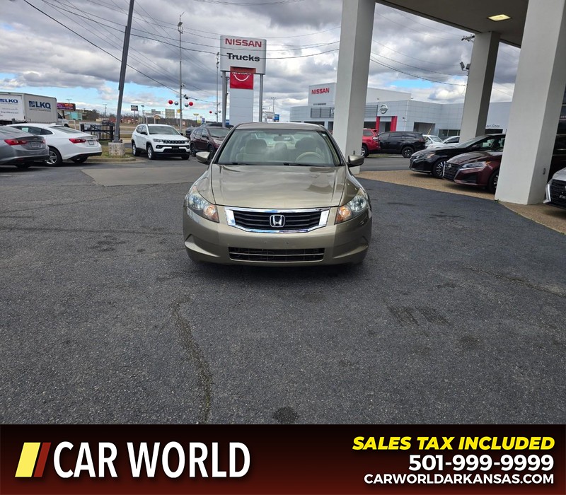 Honda Accord Sedan Vehicle Full-screen Gallery Image 2