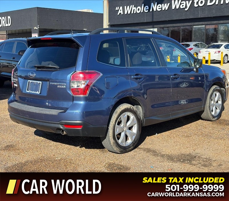 Subaru Forester Vehicle Full-screen Gallery Image 3