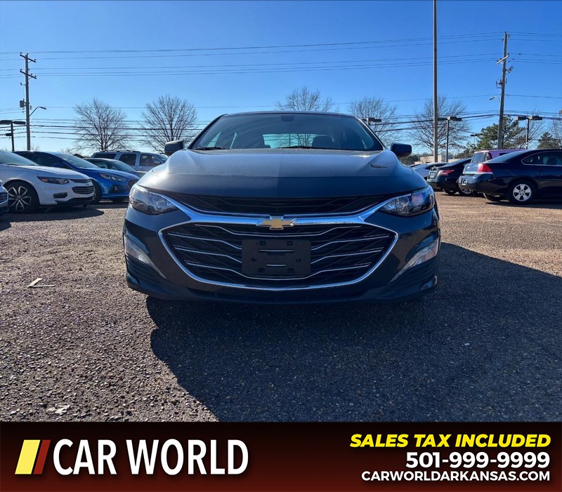 Chevrolet Malibu Vehicle Full-screen Gallery Image 10