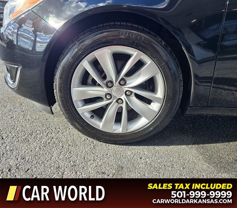 Buick Regal Vehicle Full-screen Gallery Image 6