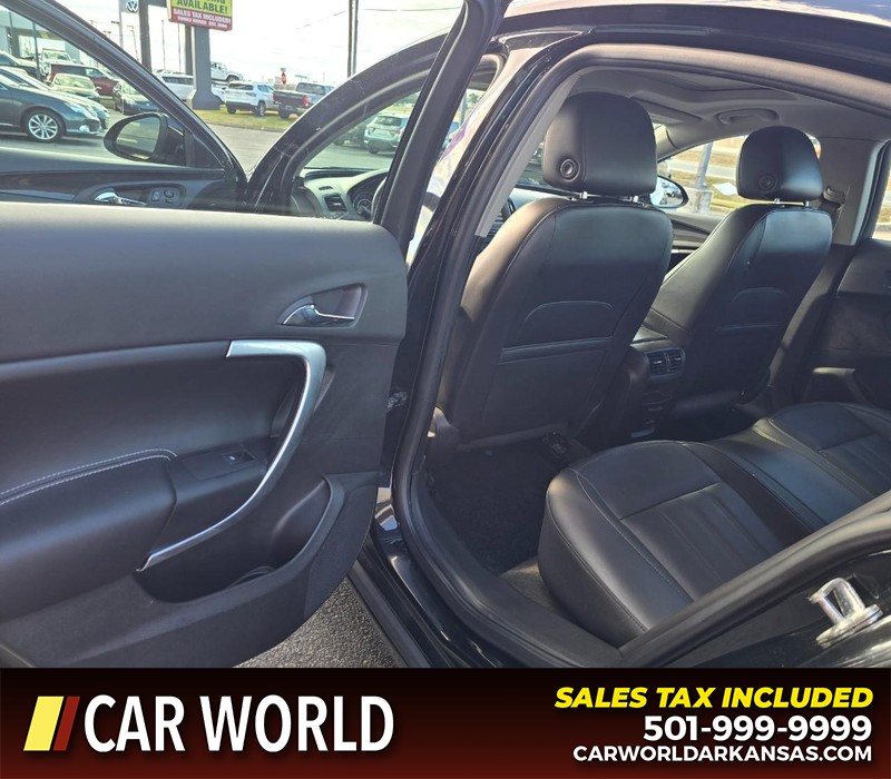 Buick Regal Vehicle Full-screen Gallery Image 9