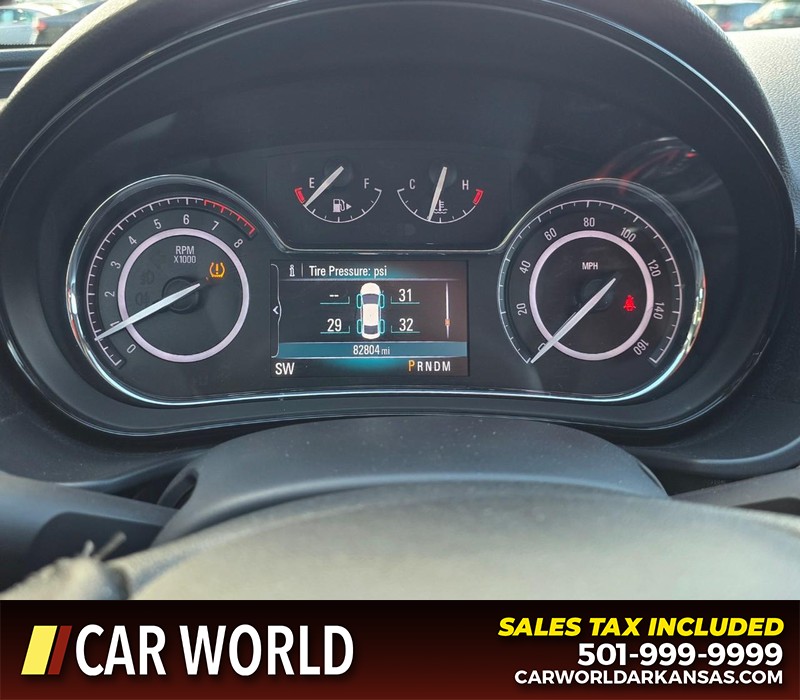 Buick Regal Vehicle Full-screen Gallery Image 17