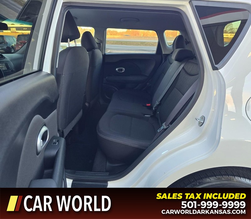 Kia Soul Vehicle Full-screen Gallery Image 10