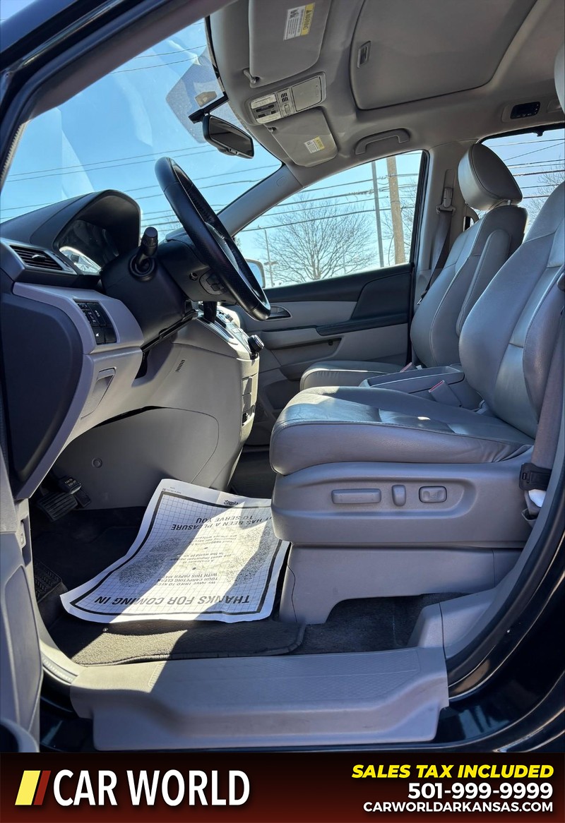 Honda Odyssey Vehicle Full-screen Gallery Image 13