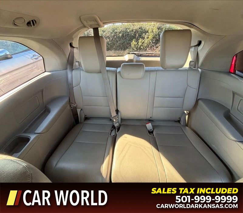 Honda Odyssey Vehicle Full-screen Gallery Image 16