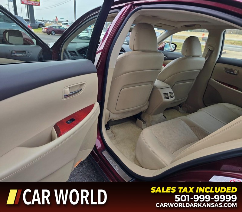 Lexus ES 350 Vehicle Full-screen Gallery Image 9