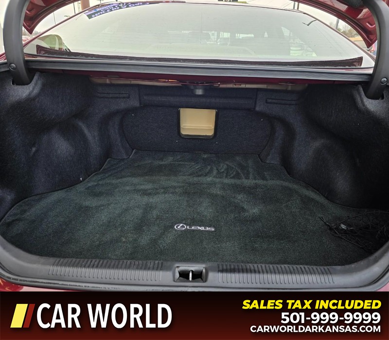 Lexus ES 350 Vehicle Full-screen Gallery Image 13