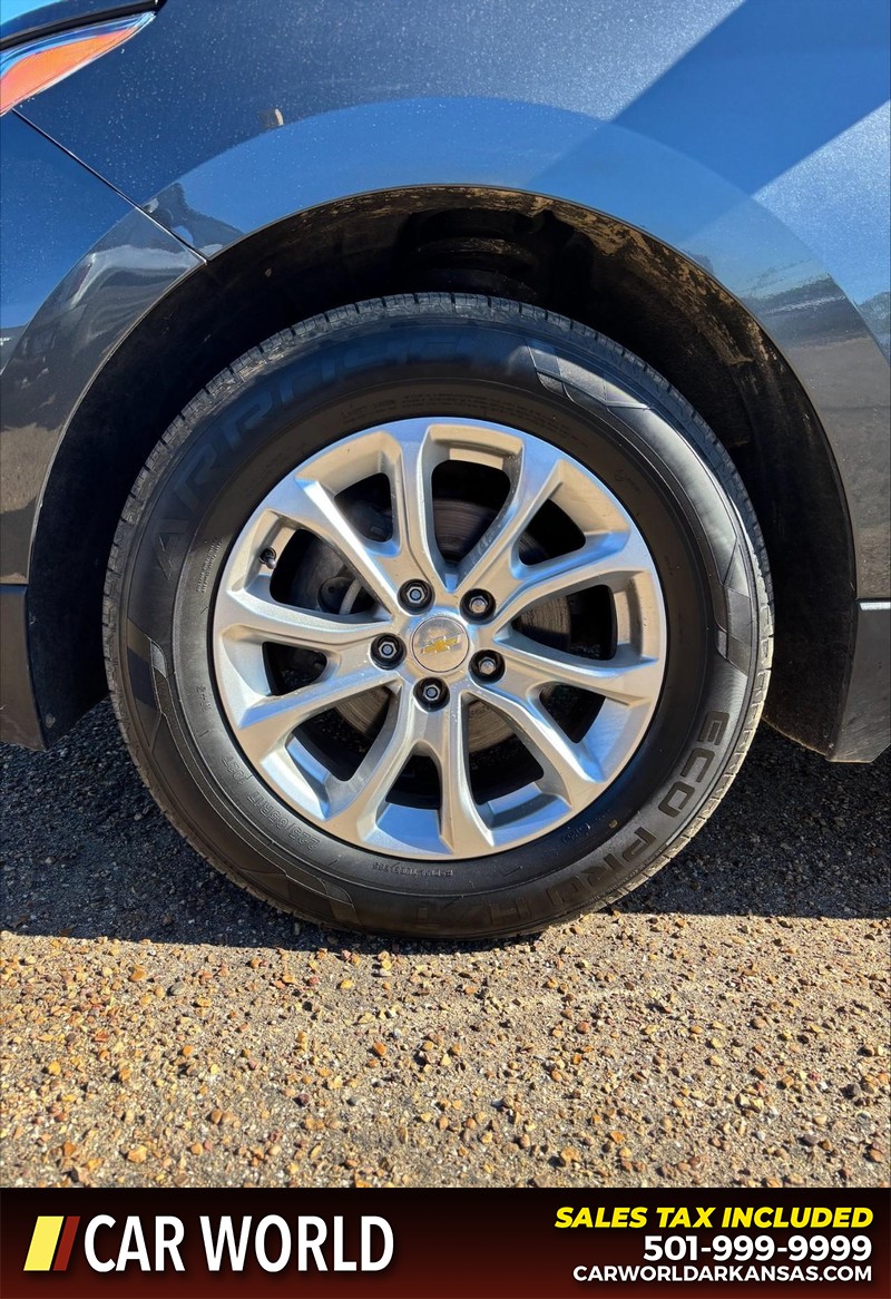 Chevrolet Equinox Vehicle Full-screen Gallery Image 11