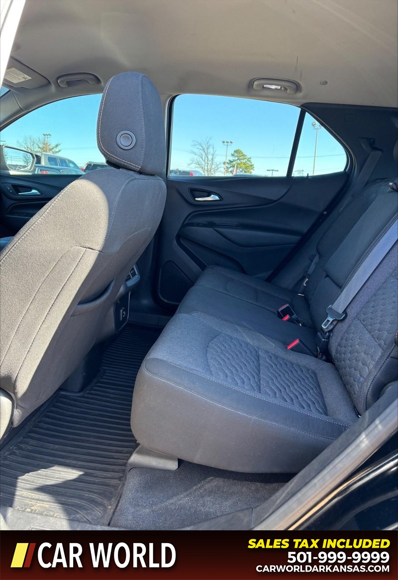 Chevrolet Equinox Vehicle Full-screen Gallery Image 15