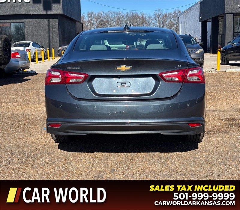 Chevrolet Malibu Vehicle Full-screen Gallery Image 4