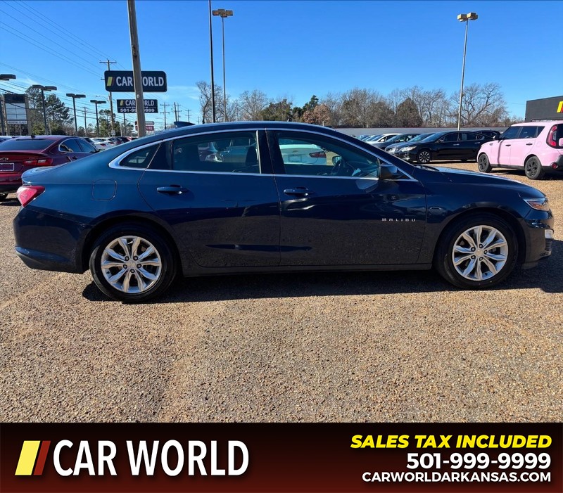 Chevrolet Malibu Vehicle Full-screen Gallery Image 2