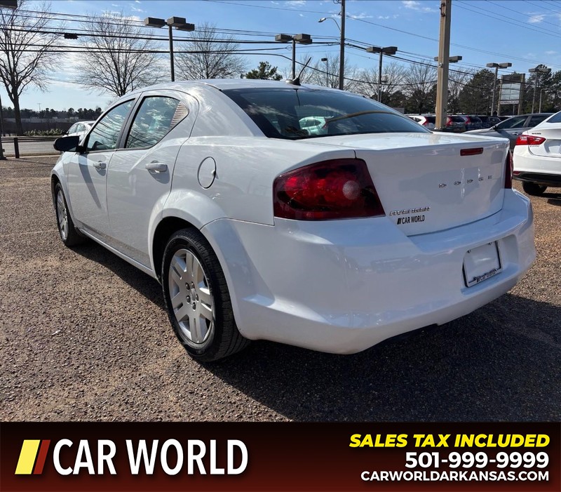 Dodge Avenger Vehicle Full-screen Gallery Image 7