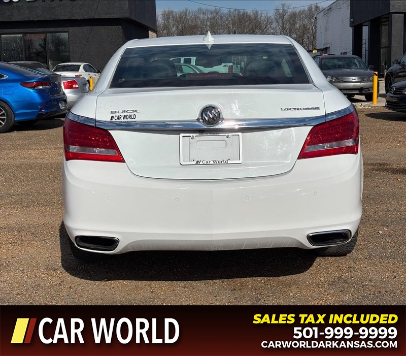 Buick LaCrosse Vehicle Full-screen Gallery Image 4