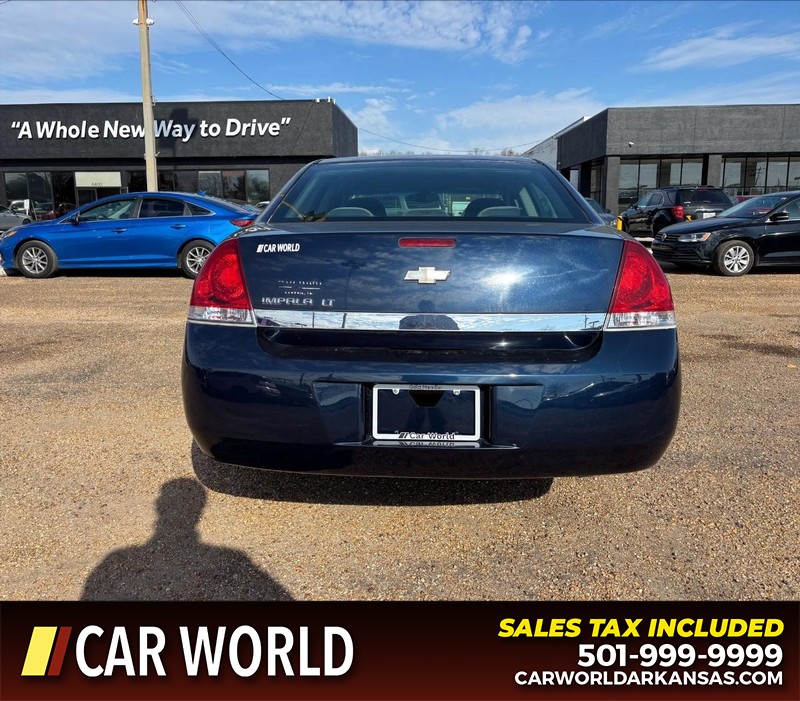 Chevrolet Impala Vehicle Full-screen Gallery Image 4