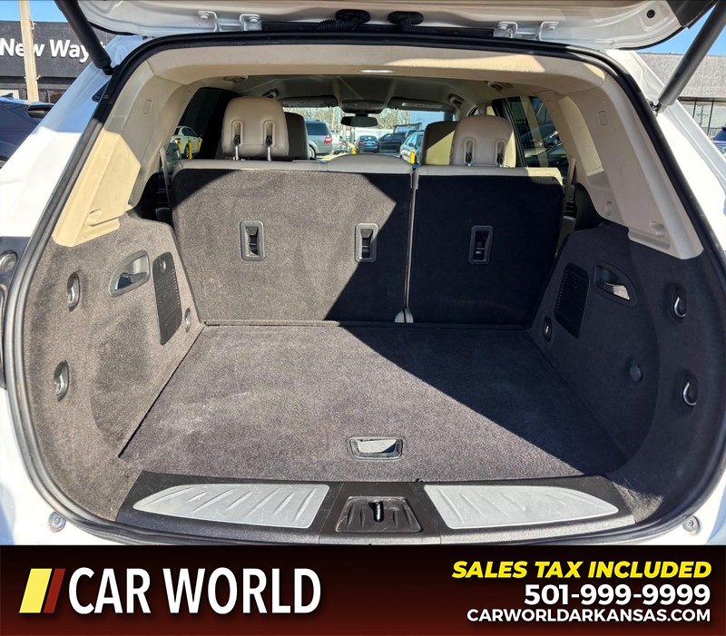 Buick Envision Vehicle Full-screen Gallery Image 6