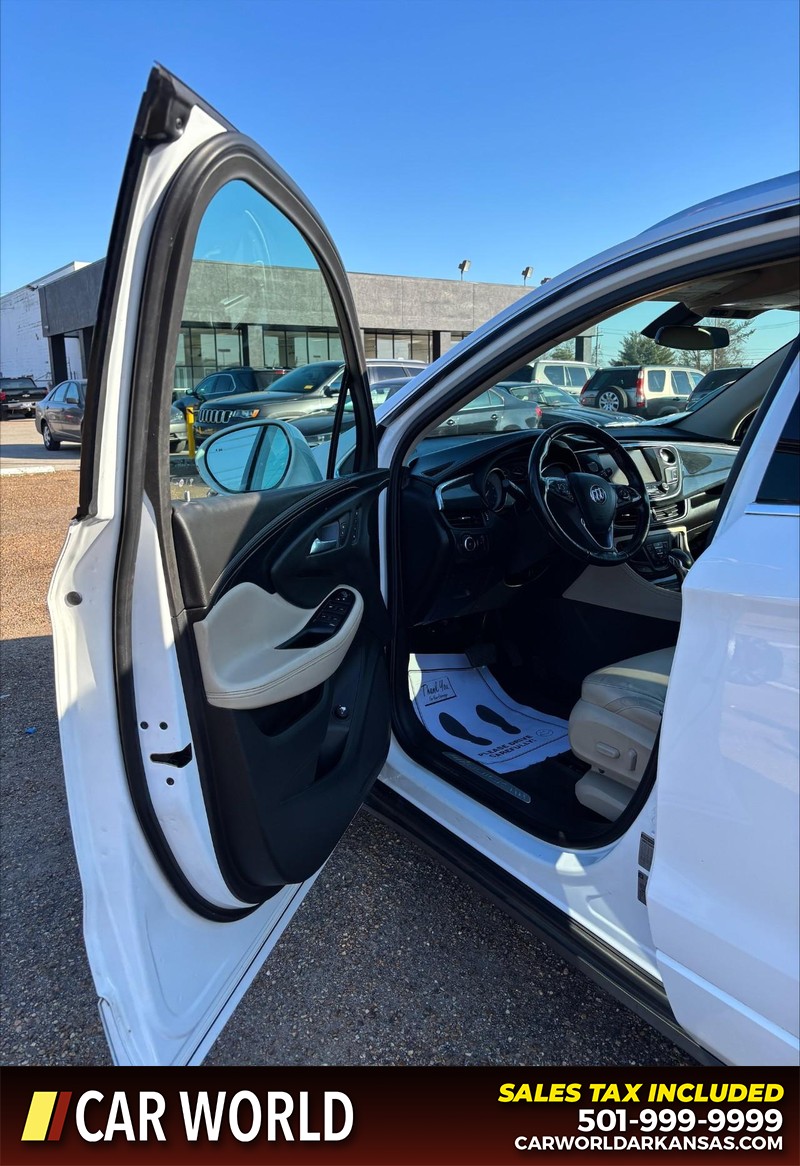 Buick Envision Vehicle Full-screen Gallery Image 12