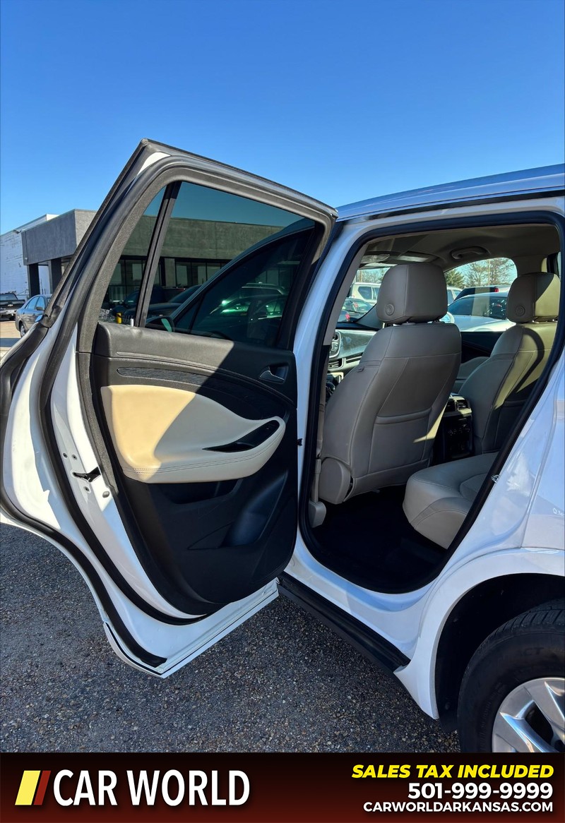 Buick Envision Vehicle Full-screen Gallery Image 14