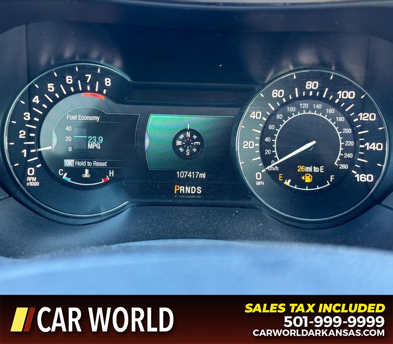 Lincoln MKZ Vehicle Full-screen Gallery Image 20