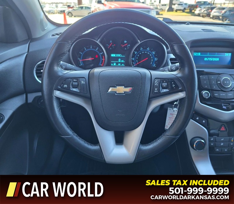 Chevrolet Cruze Vehicle Full-screen Gallery Image 15