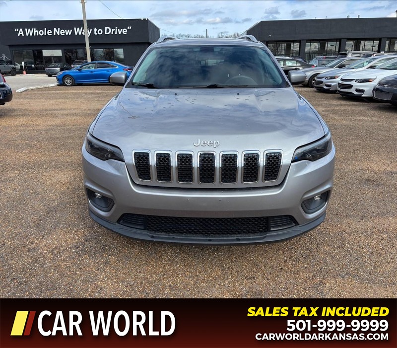 Jeep Cherokee Vehicle Full-screen Gallery Image 10