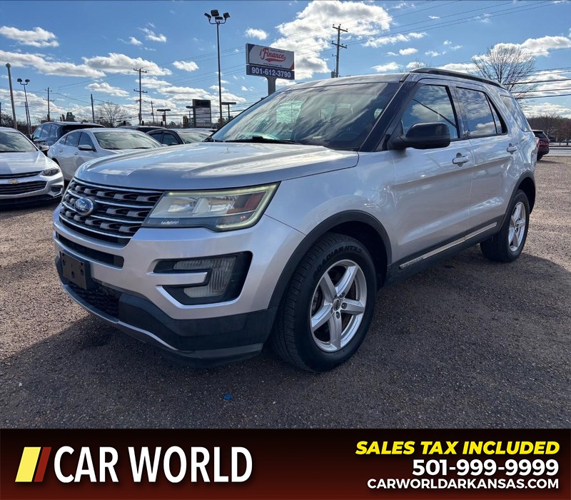 Ford Explorer Vehicle Full-screen Gallery Image 9