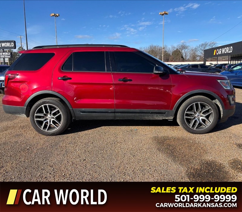 Ford Explorer Vehicle Full-screen Gallery Image 2