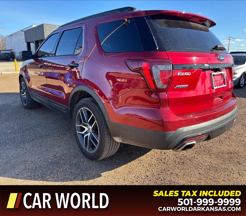 Ford Explorer Vehicle Full-screen Gallery Image 7