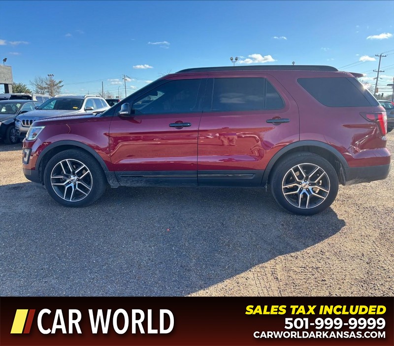 Ford Explorer Vehicle Full-screen Gallery Image 8