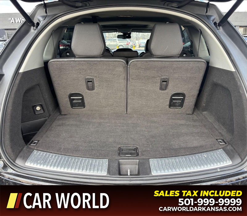 Acura MDX Vehicle Full-screen Gallery Image 6