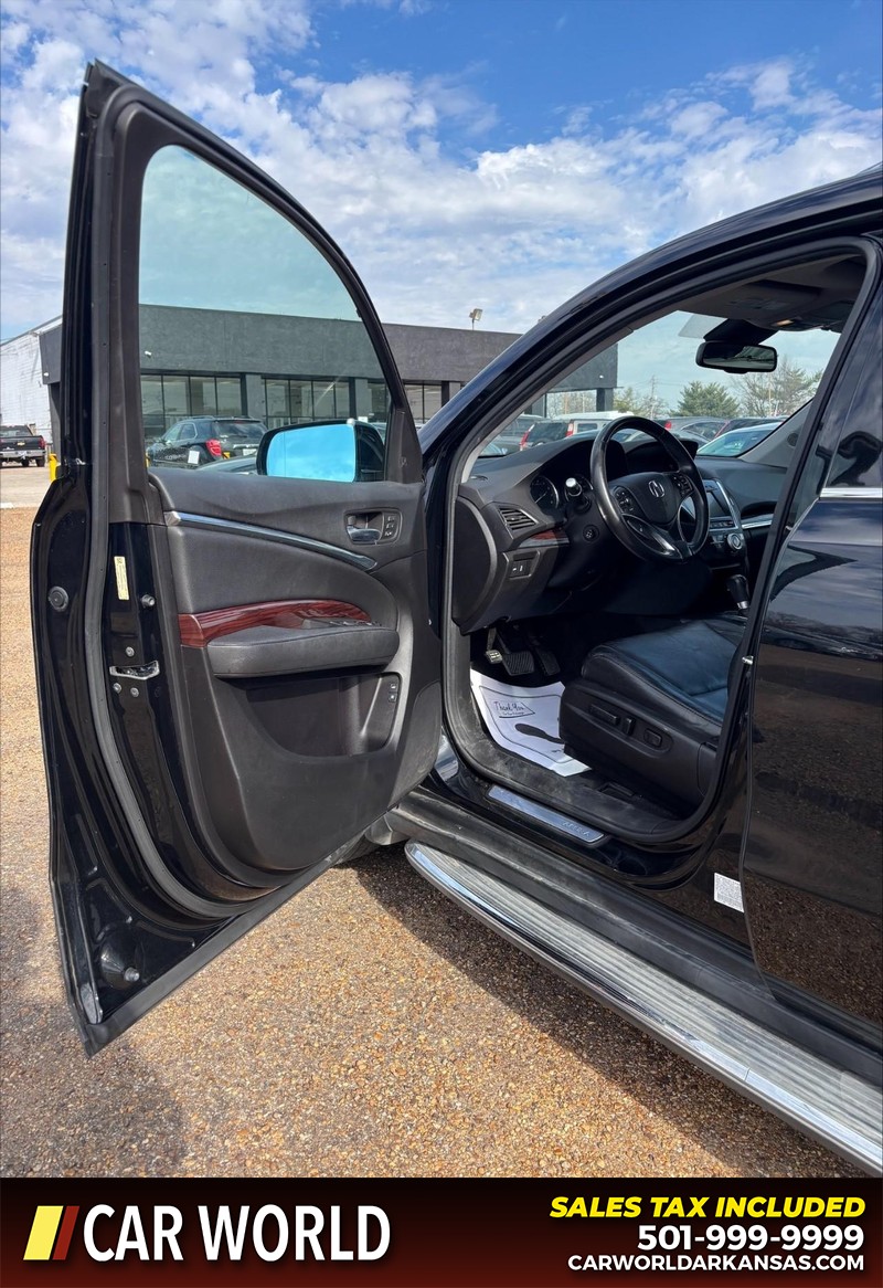 Acura MDX Vehicle Full-screen Gallery Image 12