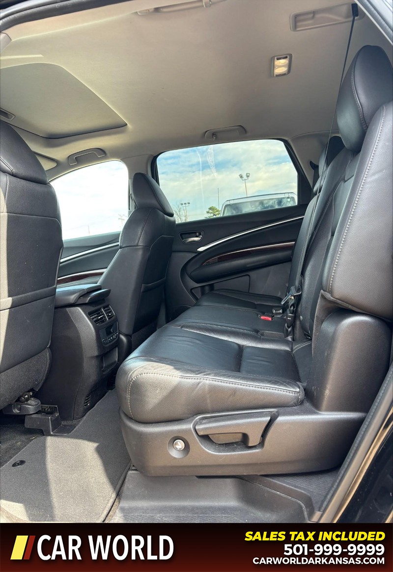 Acura MDX Vehicle Full-screen Gallery Image 15
