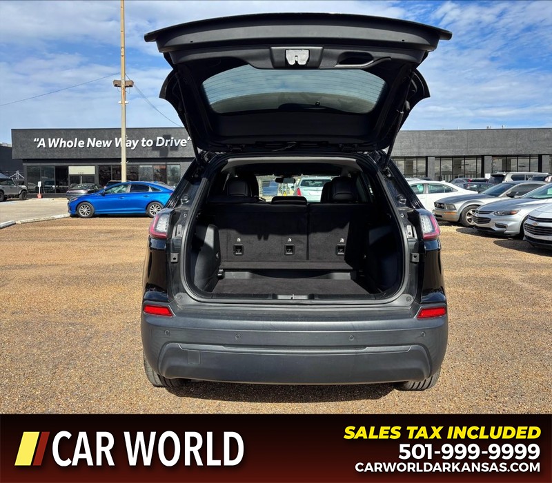 Jeep Cherokee Vehicle Full-screen Gallery Image 5