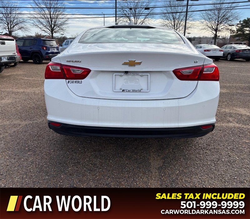 Chevrolet Malibu Vehicle Full-screen Gallery Image 4