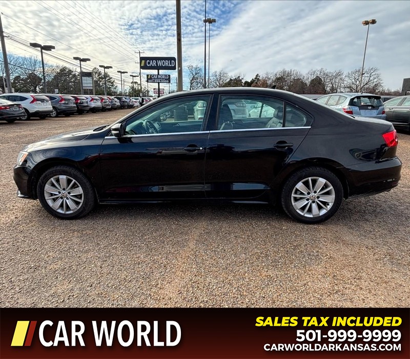 Volkswagen Jetta Sedan Vehicle Full-screen Gallery Image 8